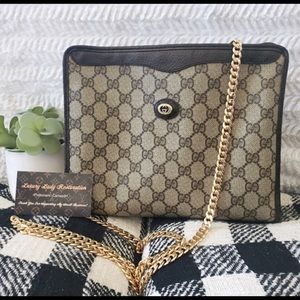 Authentic Vintage Gucci Accessory Pouch Crossbody
